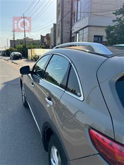إنفينيتي FX